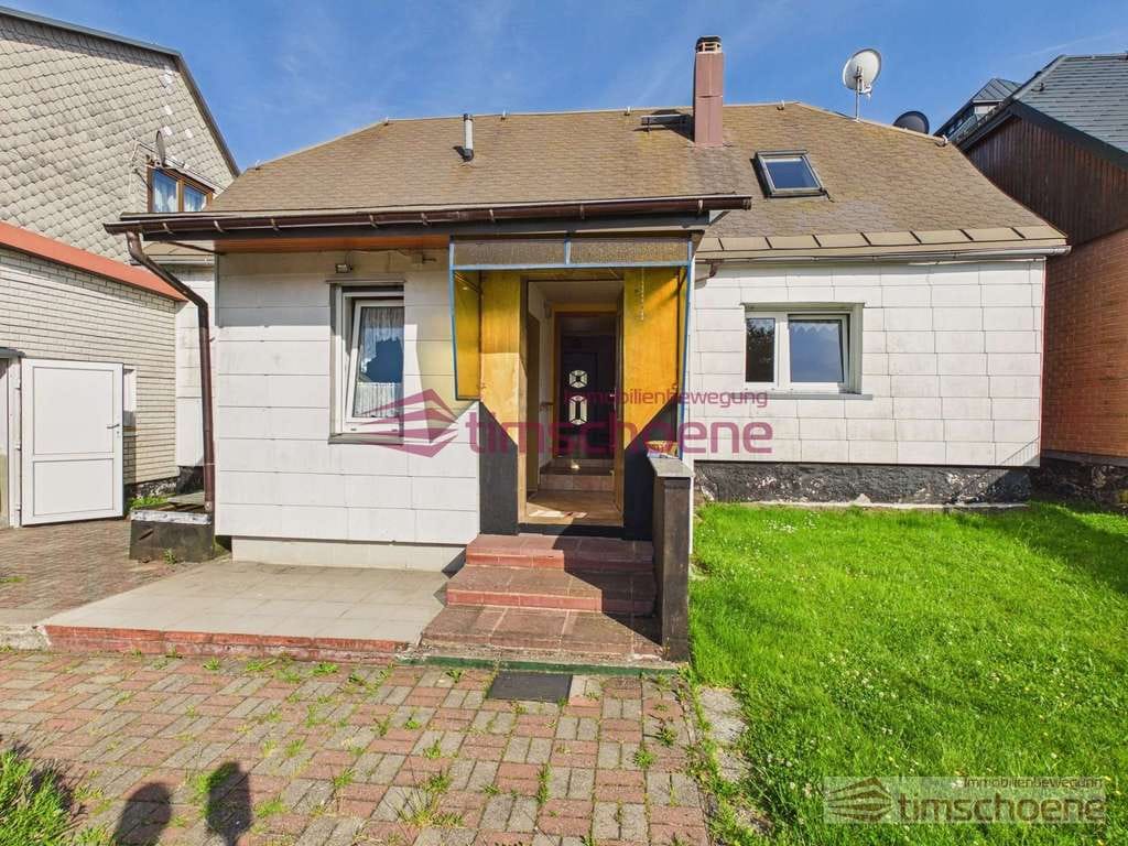 Immobilie in Großbreitenbach - Raum für Familie, Hobby und Handwerk – Einfamilienhaus mit Garage und weitläufigem Garten*** - Bild 4