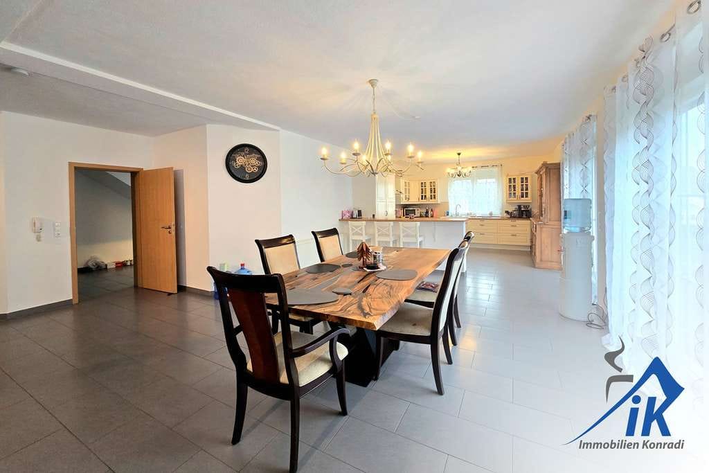 Immobilie in Mackenbach - IK |Mackenbach: schönes und großzügiges Einfamilienhaus mit Terrasse - Bild 3