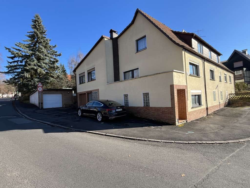 Immobilie in Nentershausen - Großzügige DHH mit ELW, Kaminofen, Sauna, Garten und 2 Garagen - Bild 0