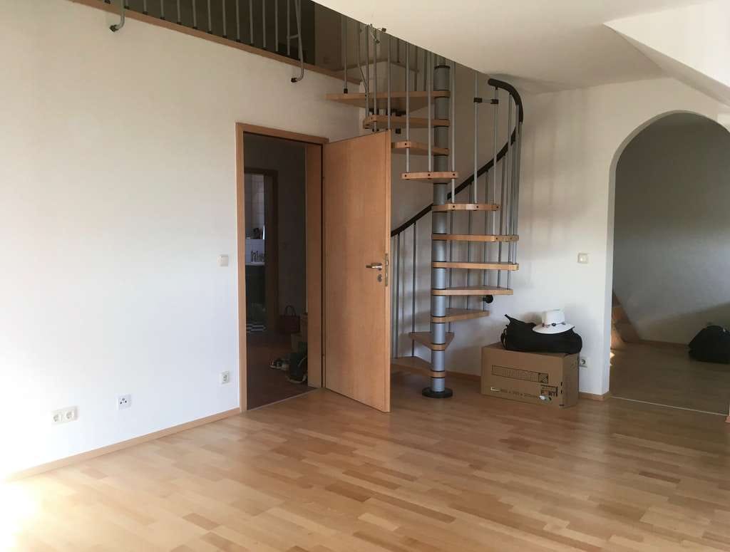 Immobilie in Simbach - Gemütliche 3 Zi. Galerie DG Wohnung mit kleinem Balkon - Bild 2