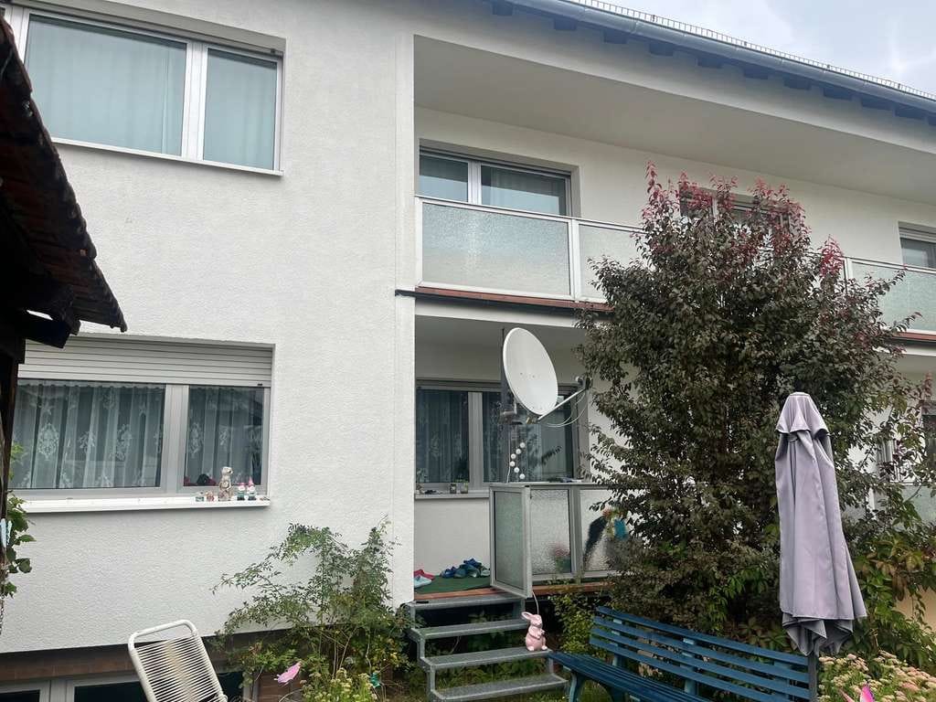 Immobilie in Enkenbach-Alsenborn - 3 ZKB / Balkon / Kellerraum  /  Garage im EG einer kleineren Wohneinheit in  Enkenbach -Alsenborn - Bild 0