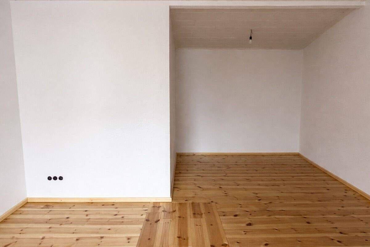 Immobilie in Wittenberg - Einfamilienhaus in Kropstädt, solide Basis mit Ausbaureserve - Bild 2