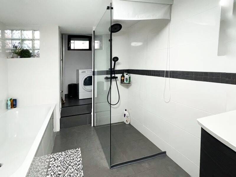 Immobilie in Trossingen - Modernisiertes Einfamilienhaus in ruhiger Wohnlage mit viel Platz für Ihre Familie - Bild 3