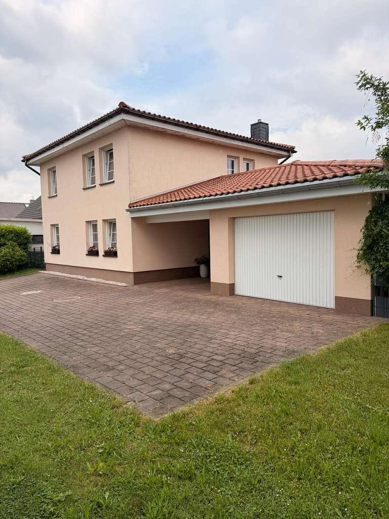 Immobilie in Regis-Breitingen - Traumhaftes Massivhaus in ruhiger Sackgassenlage - Bild 1