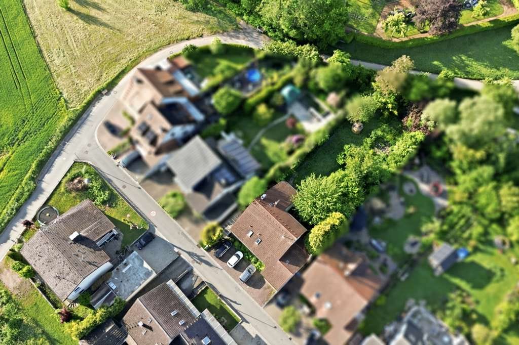 Immobilie in Rümmingen - Stadtnah im Grünen - Mehrfamilienhaus mit traumhaftem Garten in bester Lage von Rümmingen - Bild 1