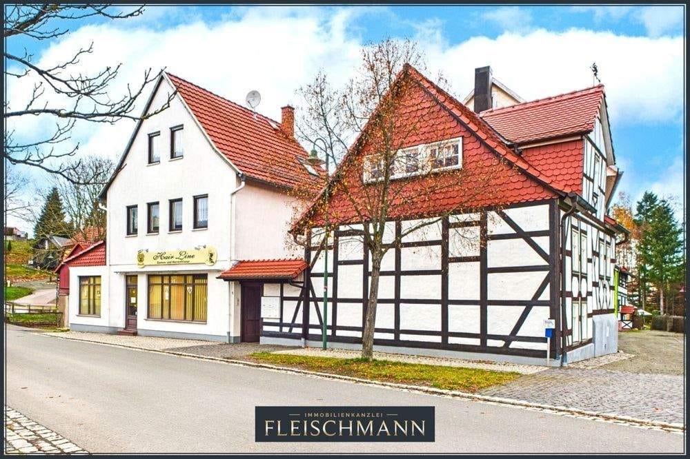 Immobilie in Tambach-Dietharz - Ihr individuelles Eigenheim: Historie trifft Moderne in Tambach-Dietharz! - Bild 1