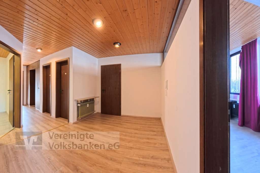 Immobilie in Pfullingen - 4,5-Zimmer-Erdgeschosswohnung oder Praxis/Büro in zentraler Lage in Pfullingen - Bild 4