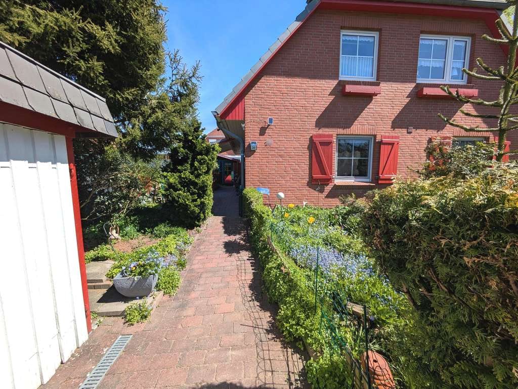 Immobilie in Fredenbeck - Gepflegtes Einfamilienhaus mit tollem Garten - Bild 2