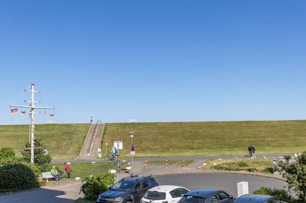 Immobilie in Cuxhaven - Geschmackvolle Ferienwohnung im Haus Nautic direkt hinterm Deich - Bild 1