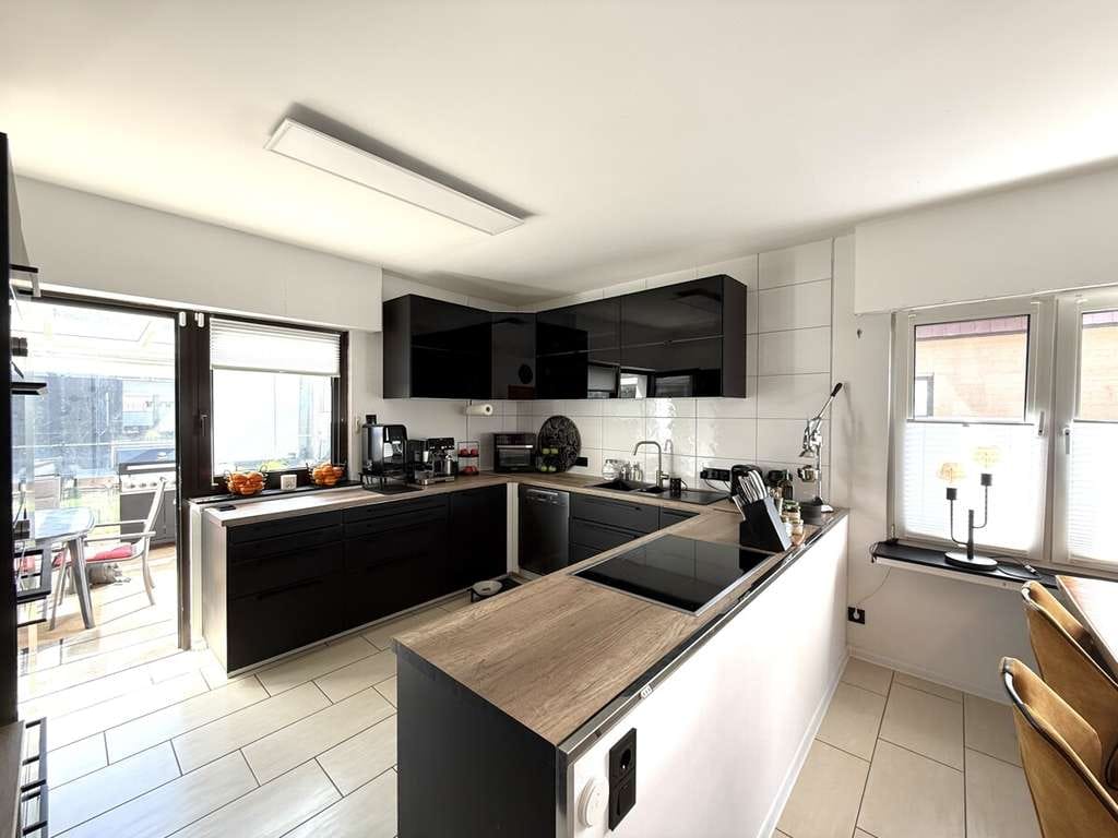 Immobilie in Breckerfeld - Top modernisiertes Zweifamilienhaus mit Garten & vier Garagen in Breckerfeld zu verkaufen!!! - Bild 3