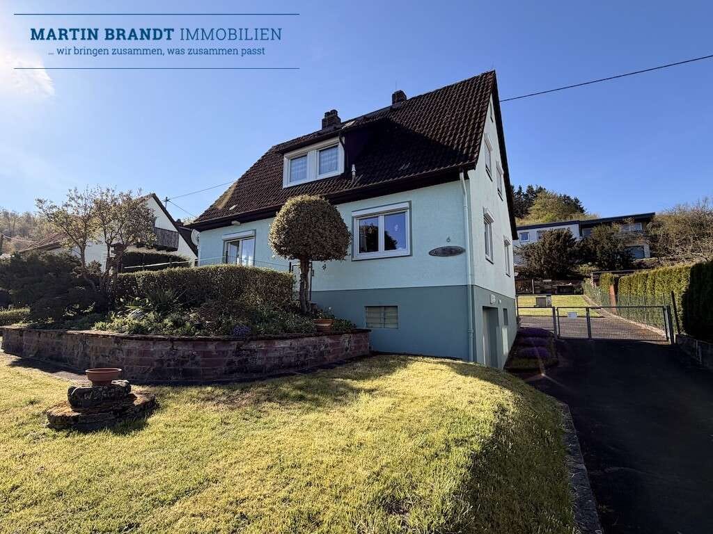 Immobilie in Hohenstein - Freistehendes Einfamilienhaus mit einem großen Garten in Ortsrandlage von Hohenstein / Hennethal - Bild 0