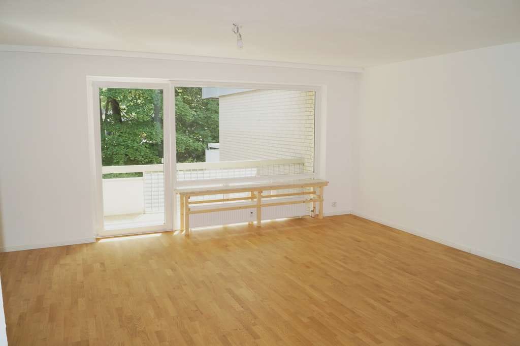 Immobilie in Wentorf bei Hamburg - Ruhe, Komfort und Parkgarten - Sonnige Wohlfühlwohnung mit Südbalkon und Blick ins Grüne - Bild 4