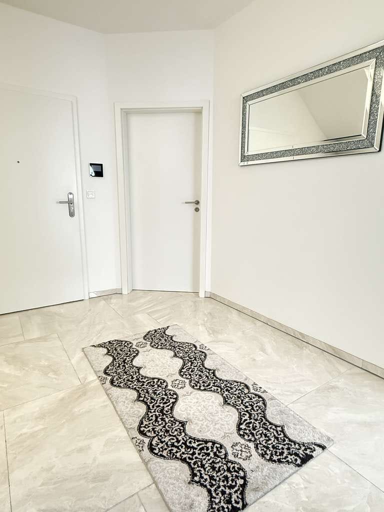 Immobilie in Stockstadt - Sonnige 5-Zimmer Maisonette-Wohnung mit Balkon, grosser Dachterrasse und zusätzl. grossem Hobbyraum - Bild 4