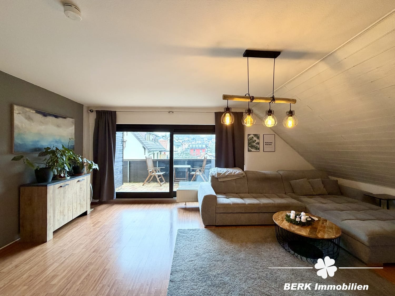 Immobilie in Mespelbrunn - BERK Immobilien – Großzügige 4-Zimmer-Eigentumswohnung mit Balkon & Ausbaupotenzial in Mespelbrunn-Hessenthal - Bild 0