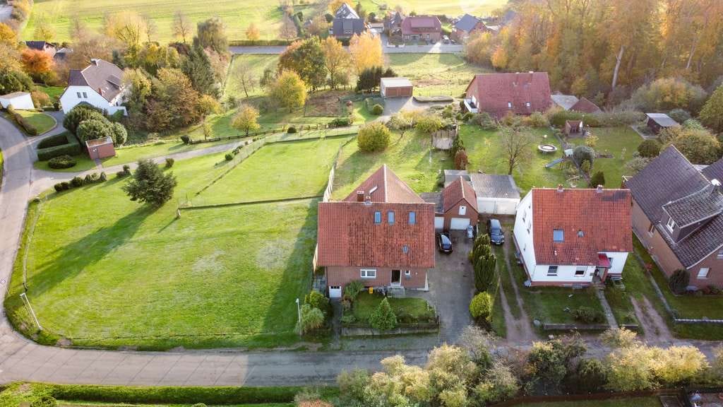 Immobilie in Porta Westfalica - Ihr Zuhause, Ihr Panorama – Wohnen mit traumhafter Aussicht - Bild 1