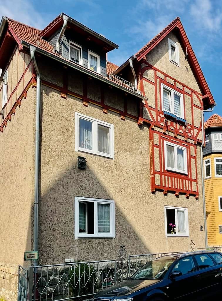 Immobilie in Meiningen - Drei-FamilienHaus mit fast 7 % Rendite - Bild 0