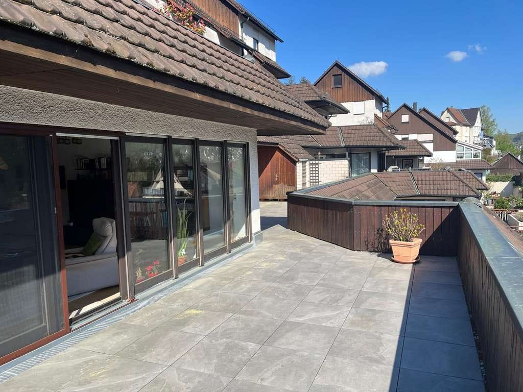 Immobilie in Künzelsau - Großzügiges Wohnen mit Terrasse und Komfort in zentraler Lage von Künzelsau - Bild 3