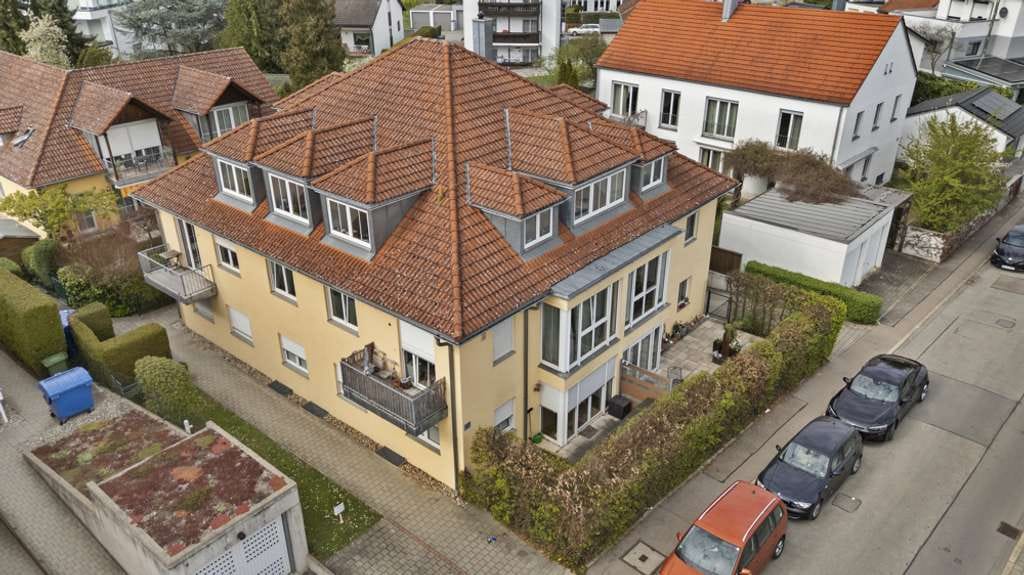 Immobilie in Ingolstadt - Kompakte 2-Zimmer-Wohnung mit EBK und zwei TG-Stellplätzen - Bild 3