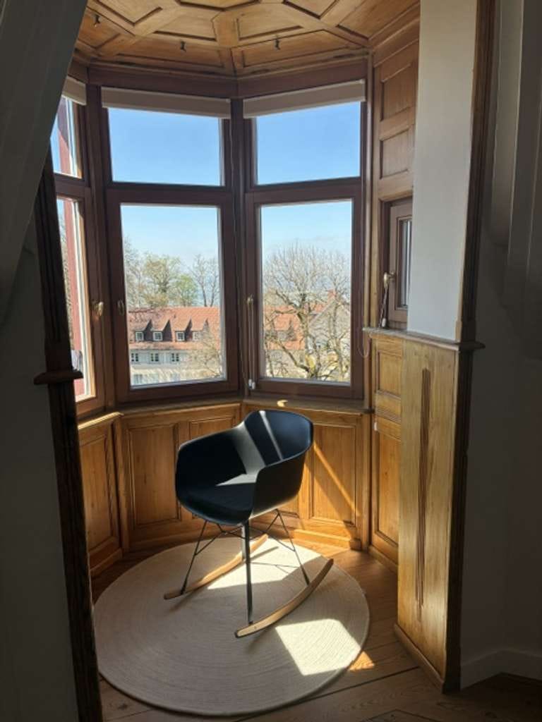 Immobilie in Heiligenberg - Lichtdurchflutete, vollmöblierte 2-Zimmer Whg im 3. OG in Heiligenberg (Erstbezug nach Renovierung) - Bild 3