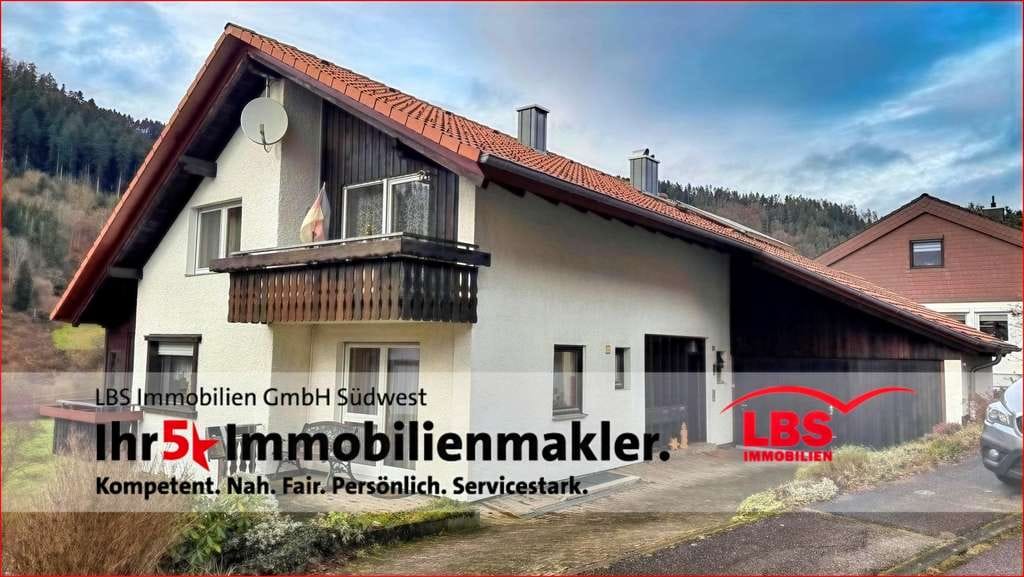 Immobilie in Schiltach - Zweifamilienhaus mit Einliegerwohnung in Schiltach - Bild 1