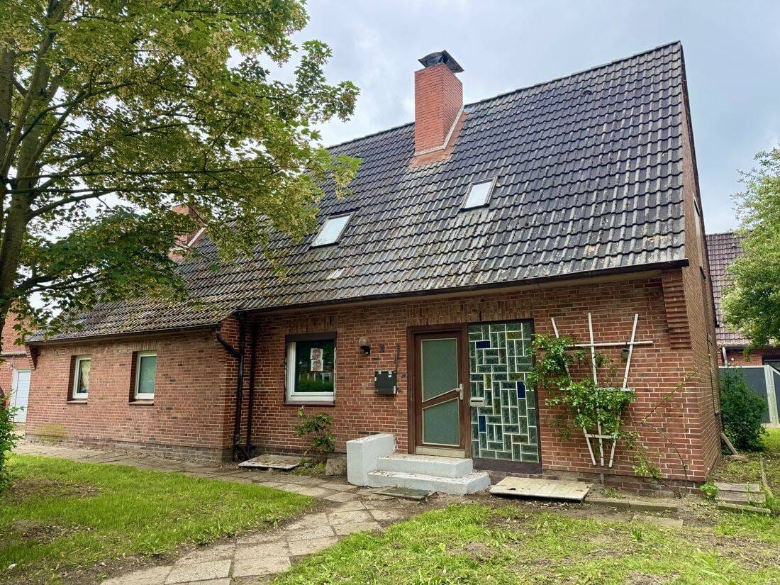 Immobilie in Brunsbüttel - Einfamilienhaus mit Potenzial: Gestalten Sie Ihren persönlichen Wohntraum - Bild 0