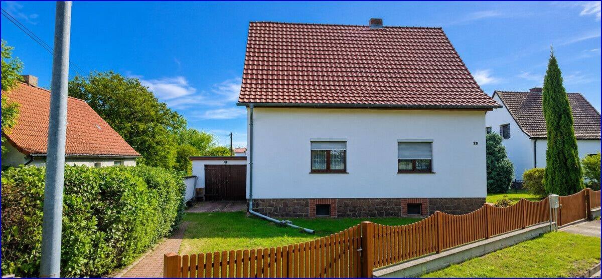 Immobilie in Plessa - Solides Einfamilienhaus mit großem Grundstück, Nebengelass und Potenzial - ruhige Randlage in Plessa - Bild 3