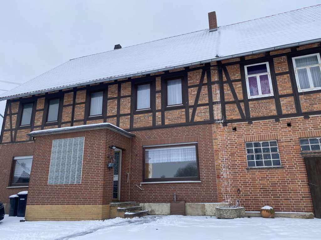 Immobilie in Freden (Leine) - Ein Hof mit Geschichte - Großzügiges Anwesen mit Fachwerkhaus! - Bild 0