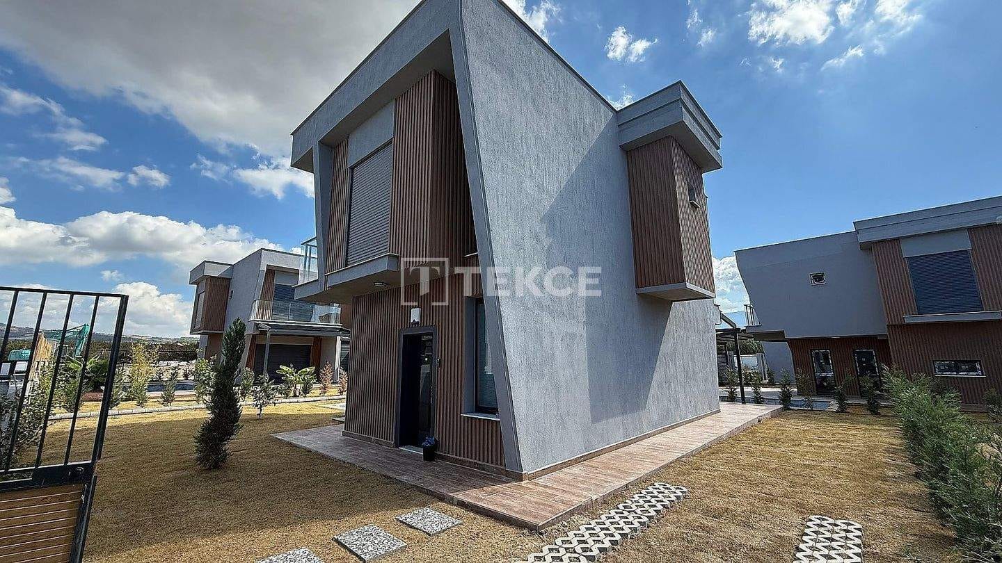 Immobilie in Drebach - Villen mit privaten Pools und Gärten in Kusadasi Aydin - Bild 2