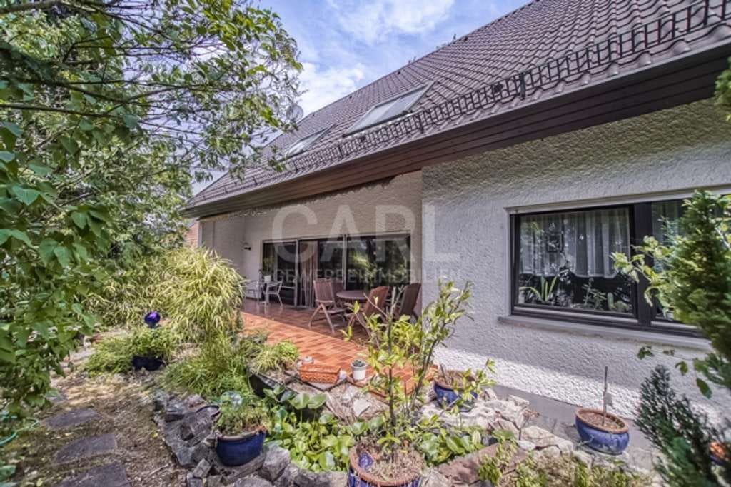 Immobilie in Flein - Großes Einfamilienhaus mit vielseitigen Nutzungsmöglichkeiten in guter Lage von Flein! - Bild 0