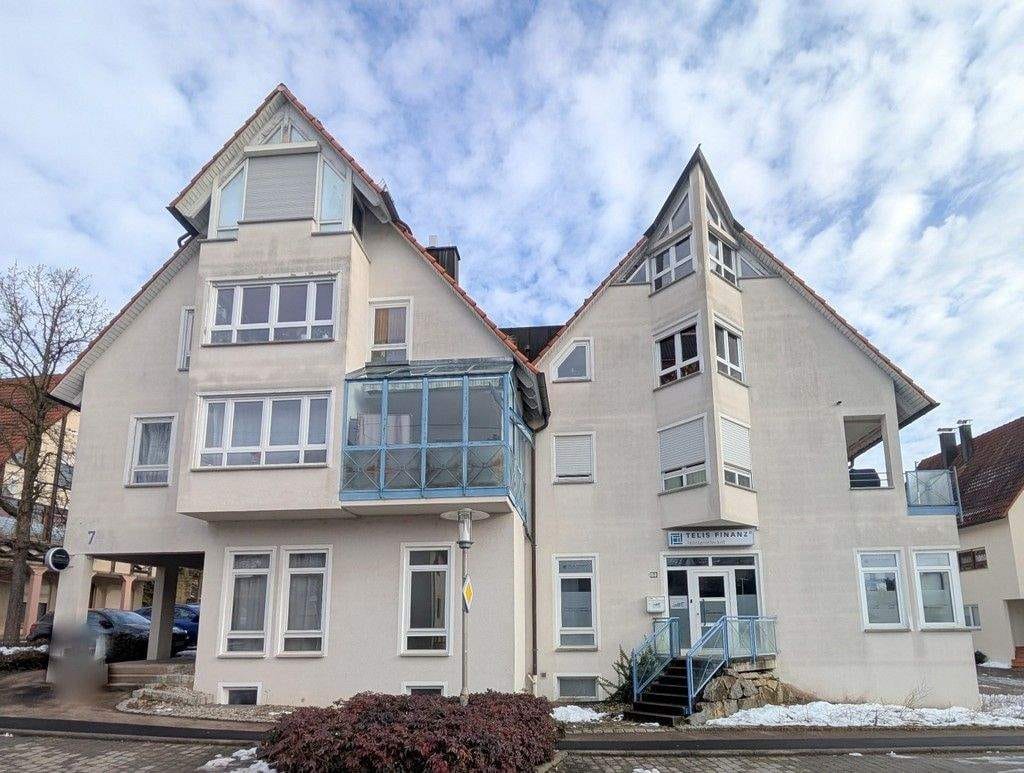 Immobilie in Ilsfeld - Lichtdurchflutete Kapitalanlage in zentraler Ortslage / 2 Parkplätze - Bild 0