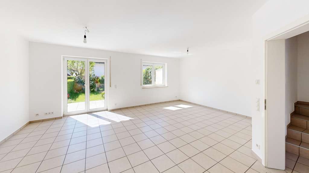 Immobilie in Reichertshofen - Viel Platz für die Familie – Ruhiges Reihenmittelhaus mit Garten, modernisiert & bezugsfrei - Bild 2