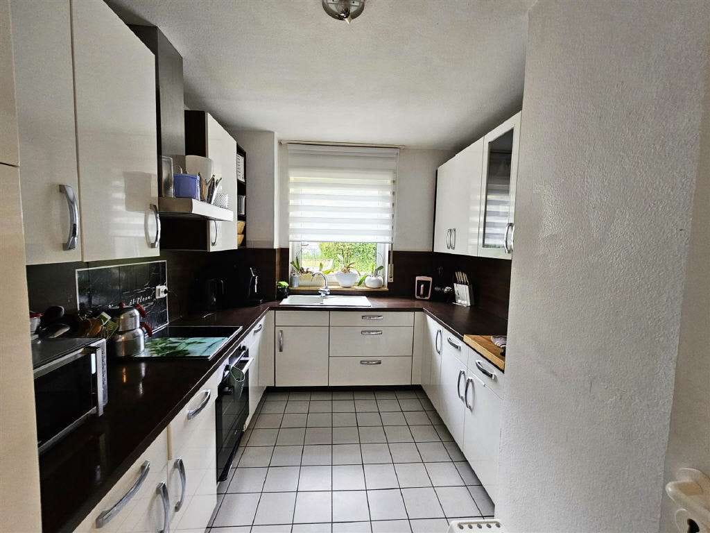 Immobilie in Eltville am Rhein - Schöne helle 3 ZKB-Wohnung mit Süd-Balkon - Bild 2