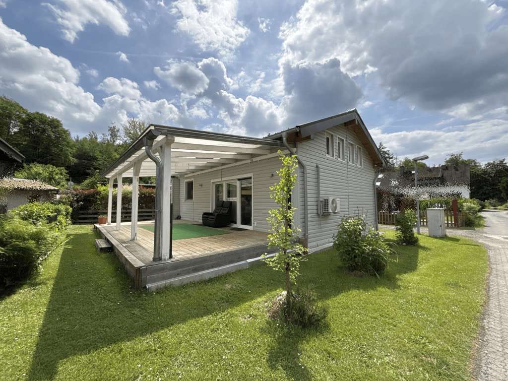Immobilie in Niederwambach - Attraktives Wohn- / und Ferienhaus mit Terrasse in ruhiger Natur - Bild 0