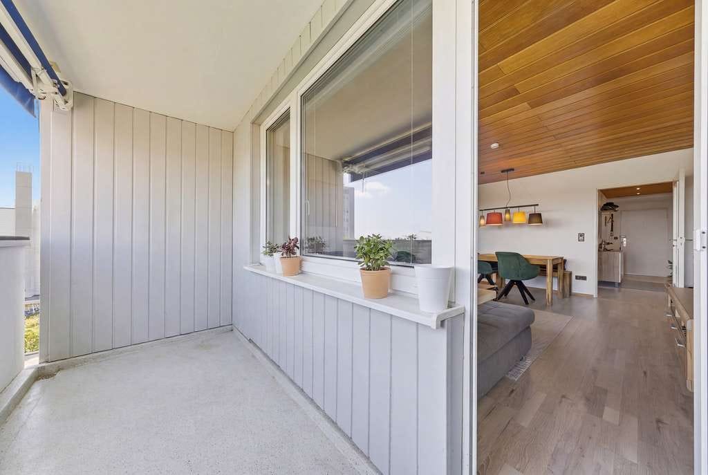 Immobilie in Haar - Über den Dächern von Haar - helle 2-Zimmer-Wohnung für Jung & Alt mit Lift und Alpenblick! - Bild 3