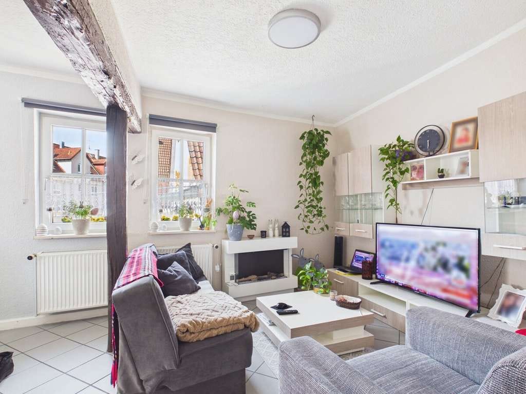 Immobilie in Bretten - 2 Häuser = 1 Preis: Wohnhaus und extra Wohnhaus mit Gastro im EG| Bretten - Bild 2