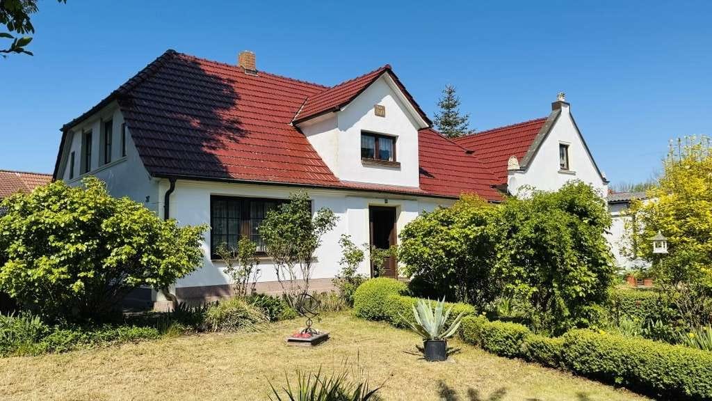 Immobilie in Altenkirchen - Ihr sonniges Plätzchen mit viel Grün - Bild 0