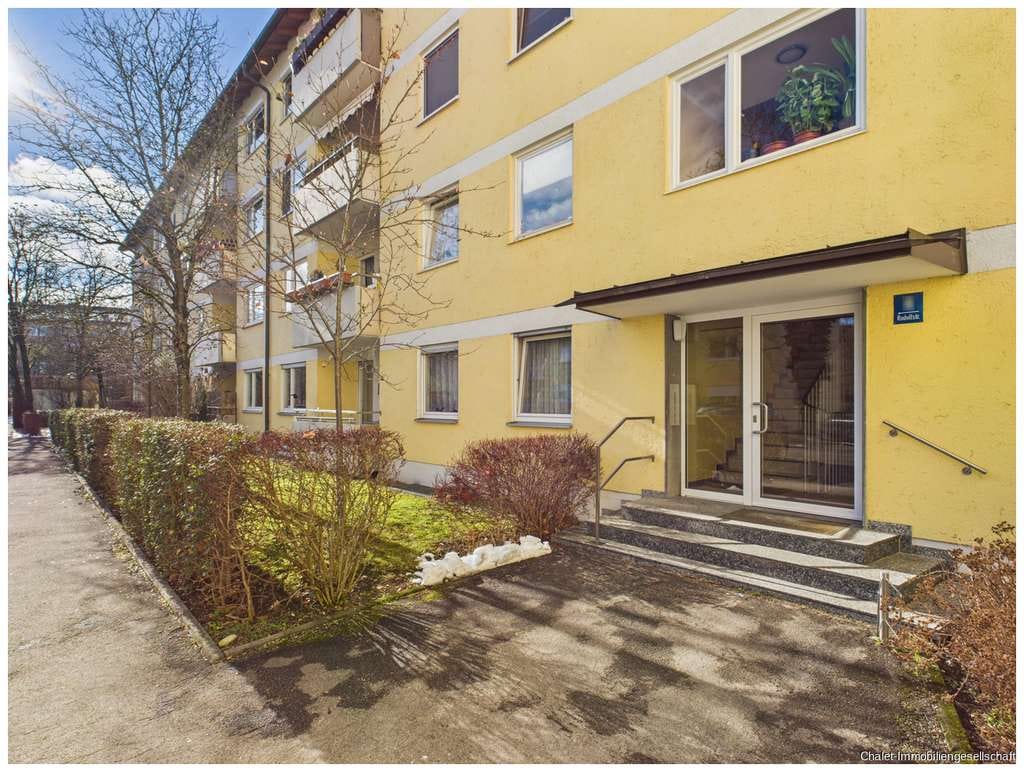 Immobilie in Planegg - - MITTEN IN PLANEGG - gepflegte, vermietete 3-Zimmer-Wohnung - Bild 0