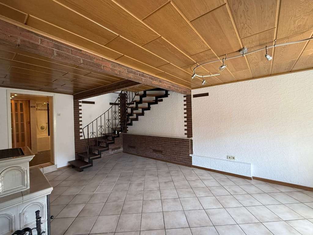 Immobilie in Lützelbach - Charmantes Zuhause mit Wohlfühlcharakter – liebevoll renoviert und naturnah gelegen - Bild 4