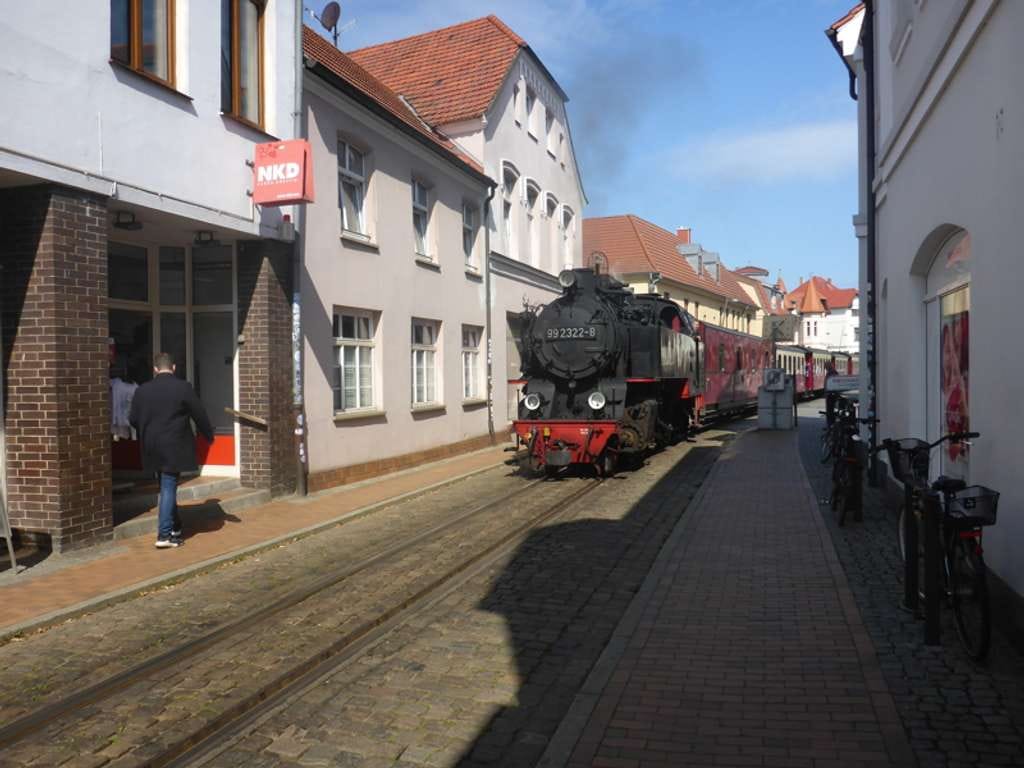 Immobilie in Bad Doberan - Faktor 14,5 langfristige stabile Mieter und Top Lage in Bad Doberan - Bild 2