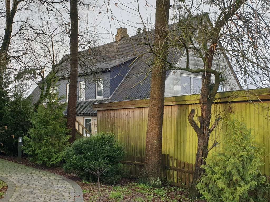 Immobilie in Hüsby - Haus mit der 3 Wohneinheiten in Hüsby! Preis noch VHB. - Bild 2