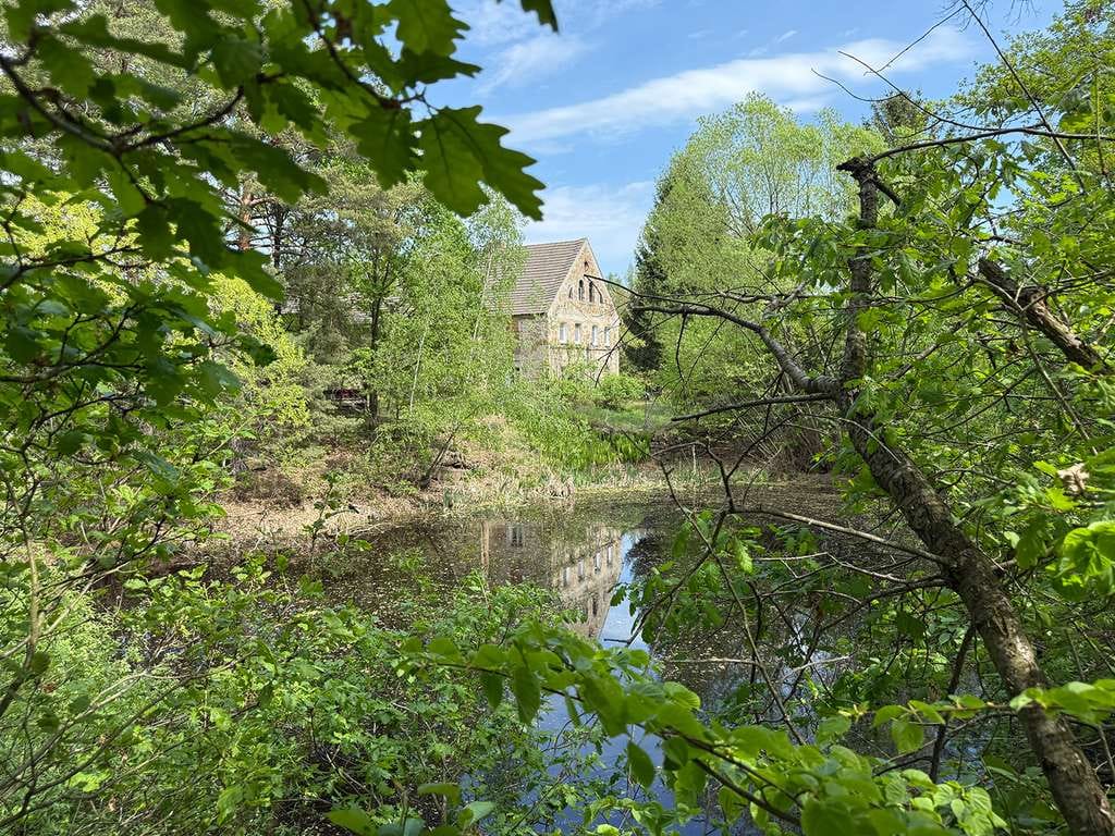 Immobilie in Waldhufen - Idyllisches Anwesen mit 18 ha pachtfreiem Land und historischem Dreiseithof zw. Görlitz und Bautzen - Bild 1