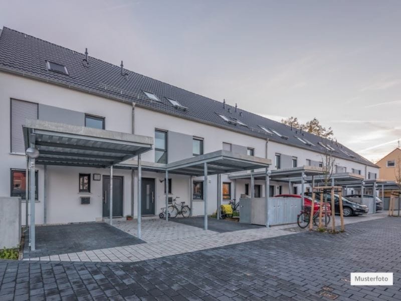 Immobilie in Idar-Oberstein - Einfamilienhaus in 55743 Idar-Oberstein, Layenstr. - Bild 0