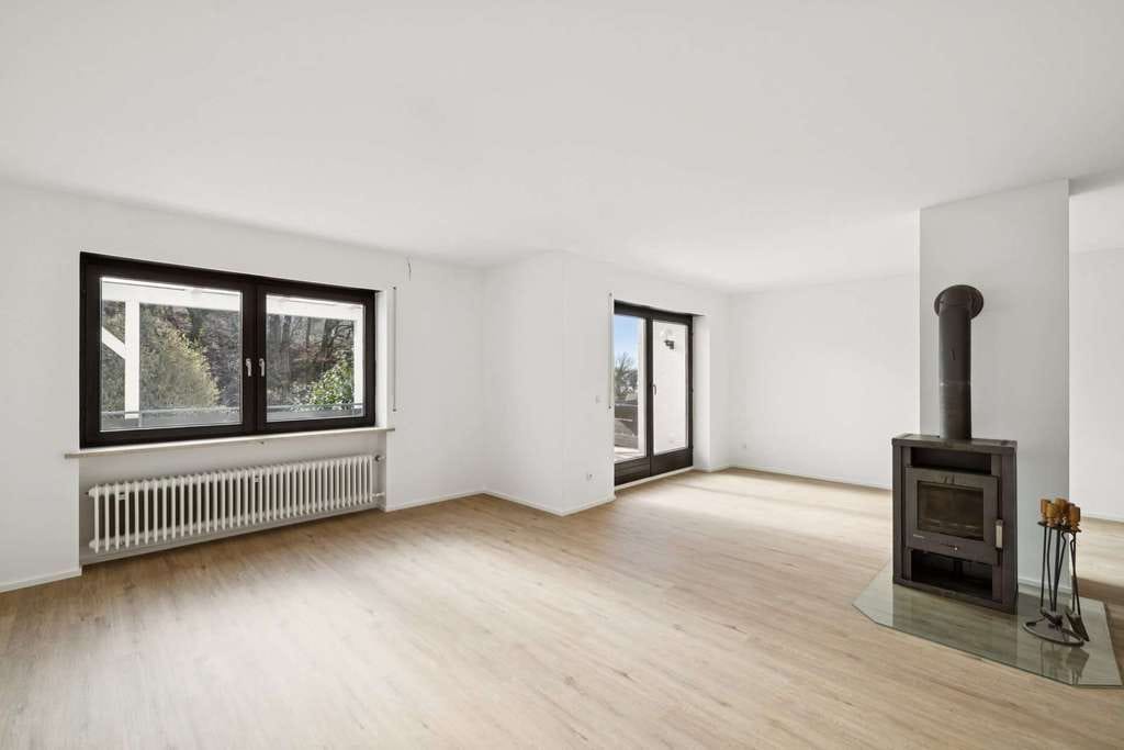 Immobilie in Haag an der Amper - Wohnen wie im eigenen Haus! 3-Etagen-Wohnung in Haag mit Traum-Terrasse für die ganze Familie - Bild 0