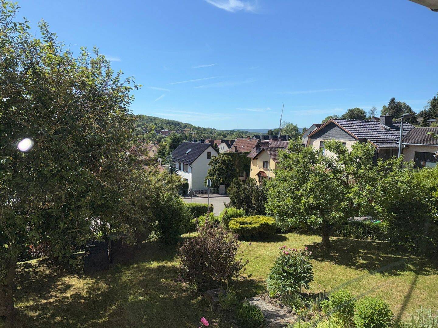 Immobilie in Bad Liebenstein - Doppelhaushälfte mit angelegtem Grundstück in guter Lage von Bad Liebenstein OT Schweina - Bild 3