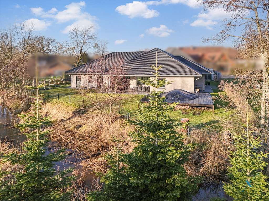 Immobilie in Meyn - Nachhaltig & neuwertig: Hochwertiges KfW-40-Einfamilienhaus in idyllischer Lage direkt an der Au - Bild 3