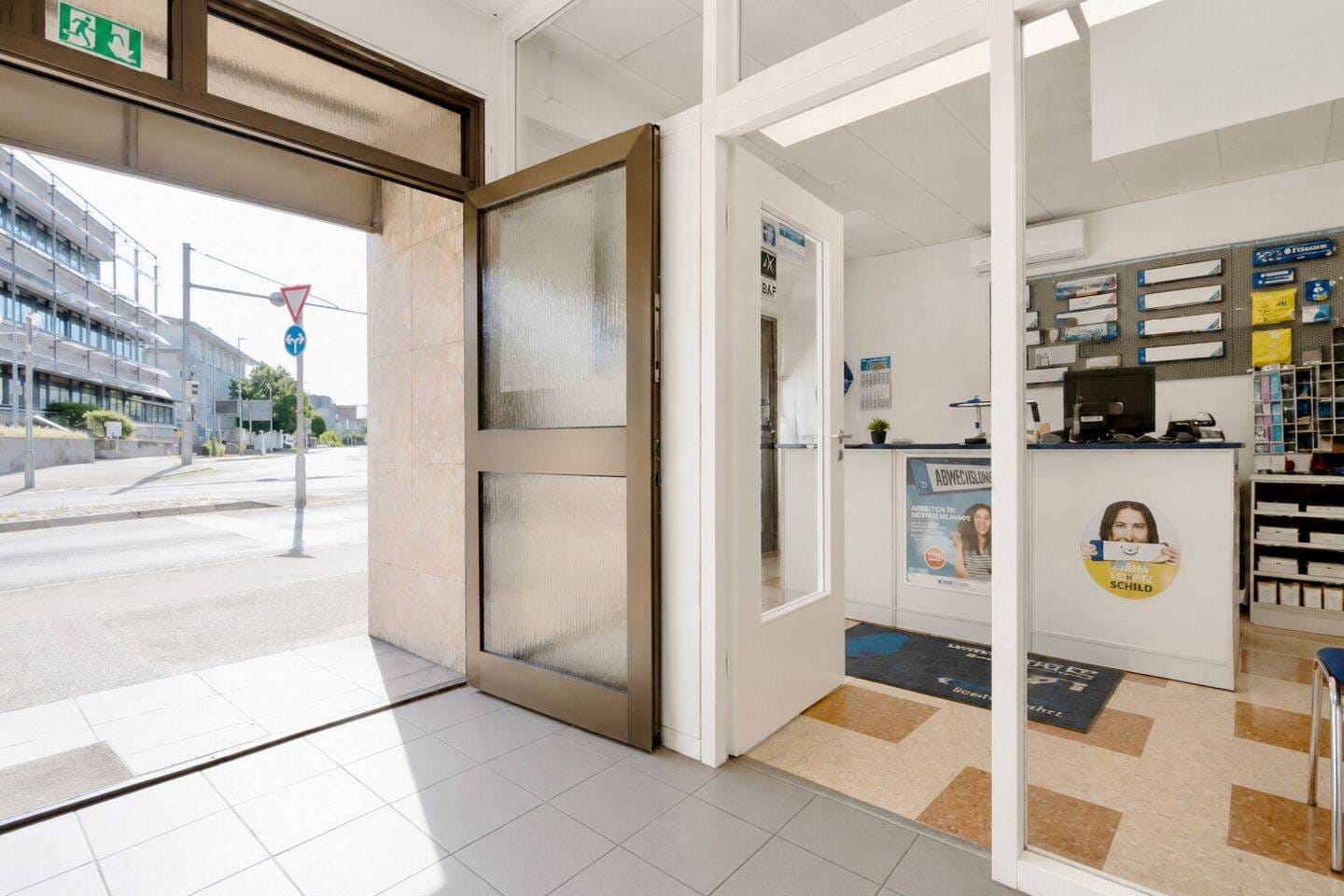 Immobilie in Nürtingen - 5,4% Ist-Rendite - Wohn- und Geschäftshaus  mit 5 Einheiten auf 497 m² Fläche - Bild 3