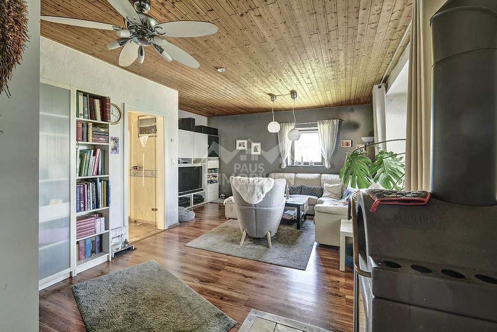 Immobilie in Dattenberg - Zweifamilienhaus in Aussichtslage mit großem Grundstück, Pool und Doppelgarage - Bild 4
