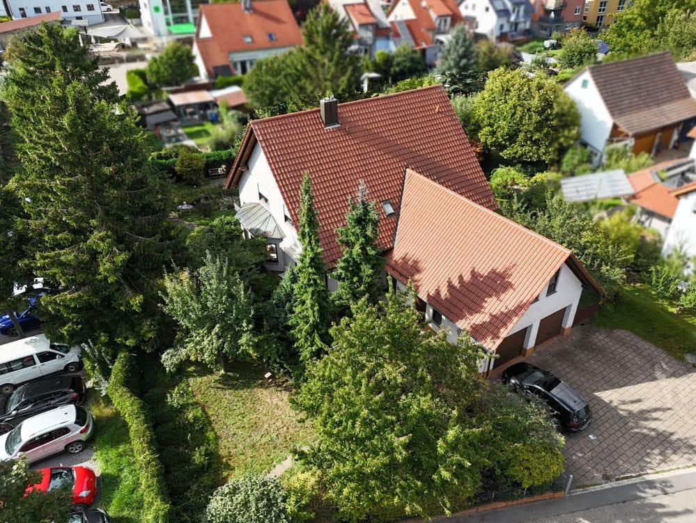 Immobilie in Kirchardt - GLOBAL INVEST SINSHEIM | Großes Einfamilienhaus mit Einliegerwohnung und 1.000m² Grundstück in Kirchardt - Bild 4
