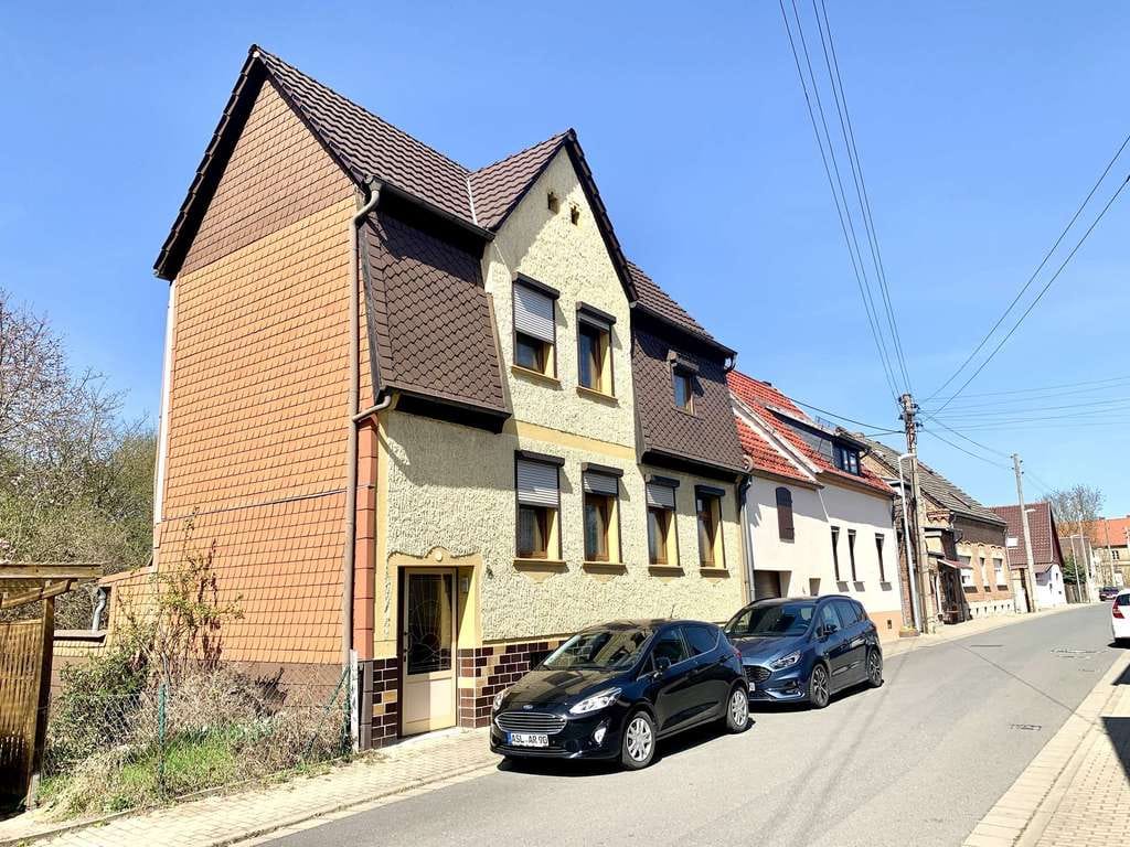 Immobilie in Seeland - Sanierungsbedürftiges Einfamilienhaus in Gatersleben - Bild 0