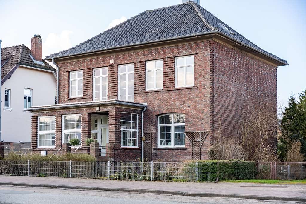 Immobilie in Otterndorf - Elegantes historisches Anwesen mit modernem Komfort in Otterndorf - Bild 0